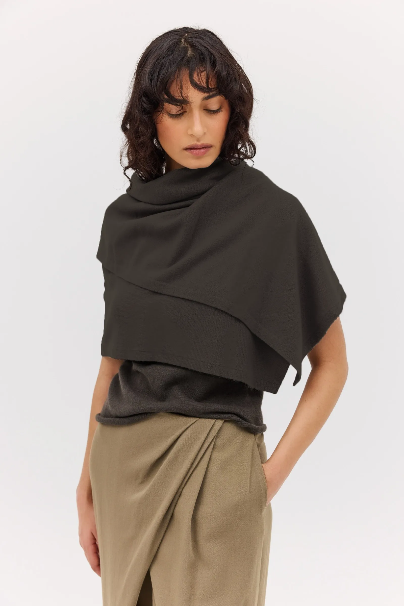 LIQUORICE CASHMERE TRANQUIL KNIT CAPE sold by Bianca Spender product image thumbnail 3