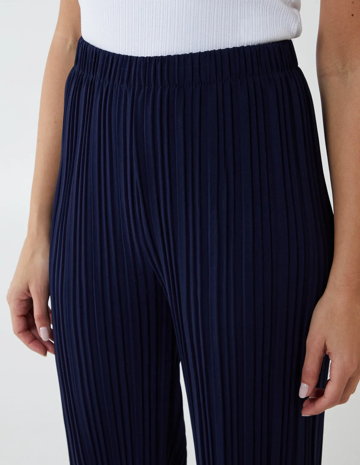 Elastic Waist Pleated Culotte sold by Blue Vanilla product image thumbnail 4