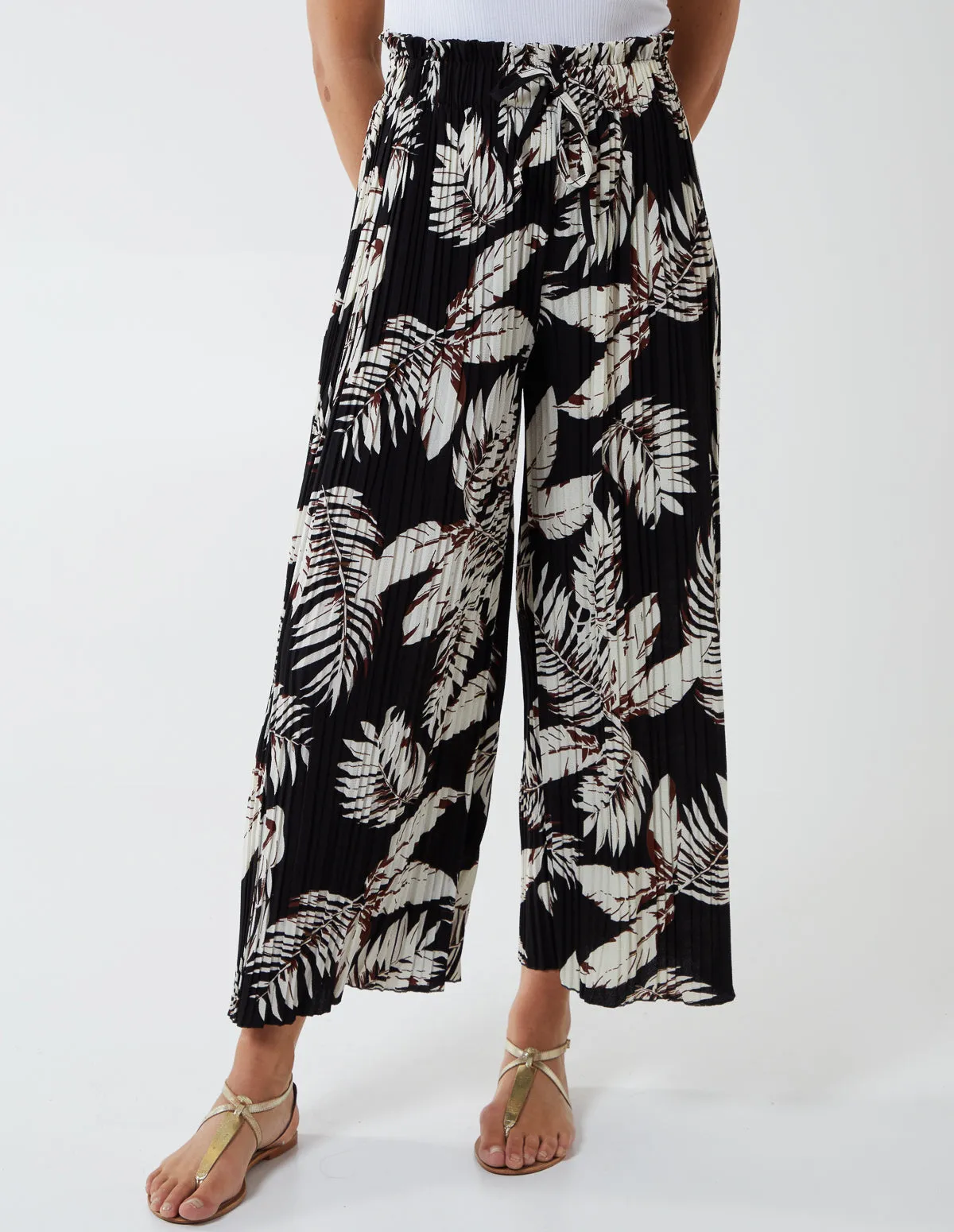 Tropical Print Elastic Waist Culotte sold by Blue Vanilla product image thumbnail 2