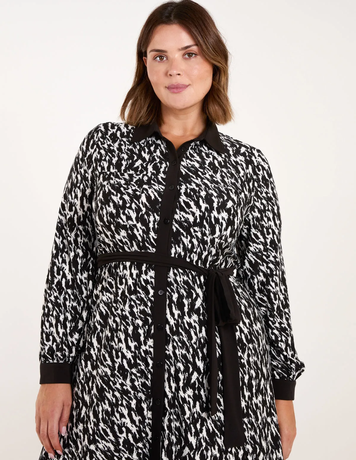 Curve Constrast Belted Midi Shirt Dress sold by Blue Vanilla product image thumbnail 3