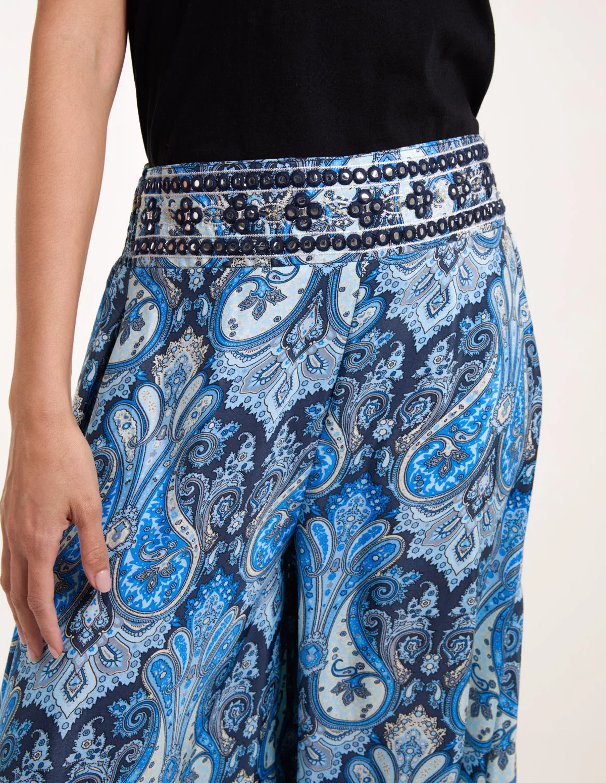 Embellished Waist Wide Leg Trousers sold by Blue Vanilla product image thumbnail 3