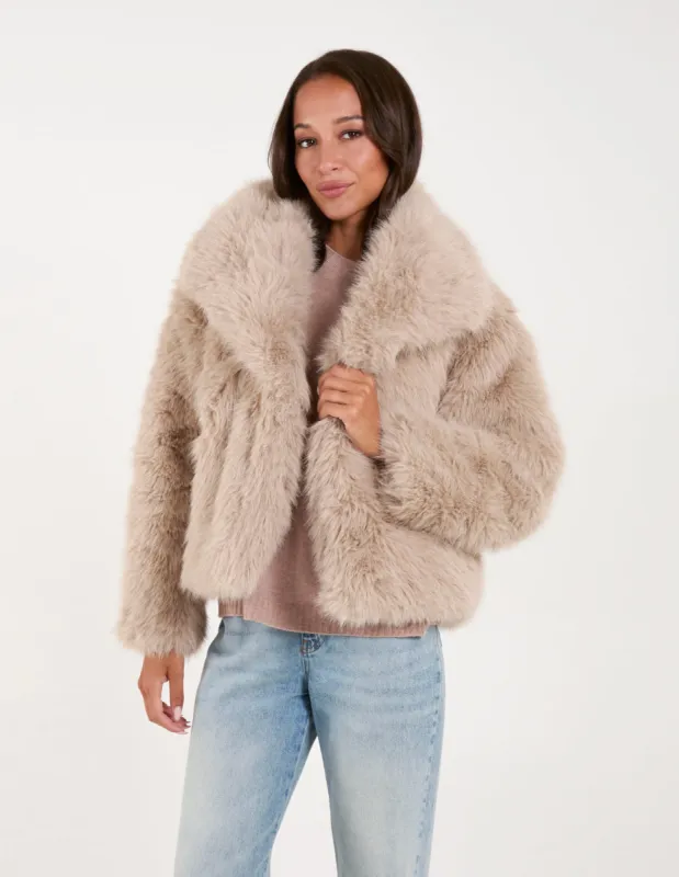 Full Fur Short Coat sold by Blue Vanilla