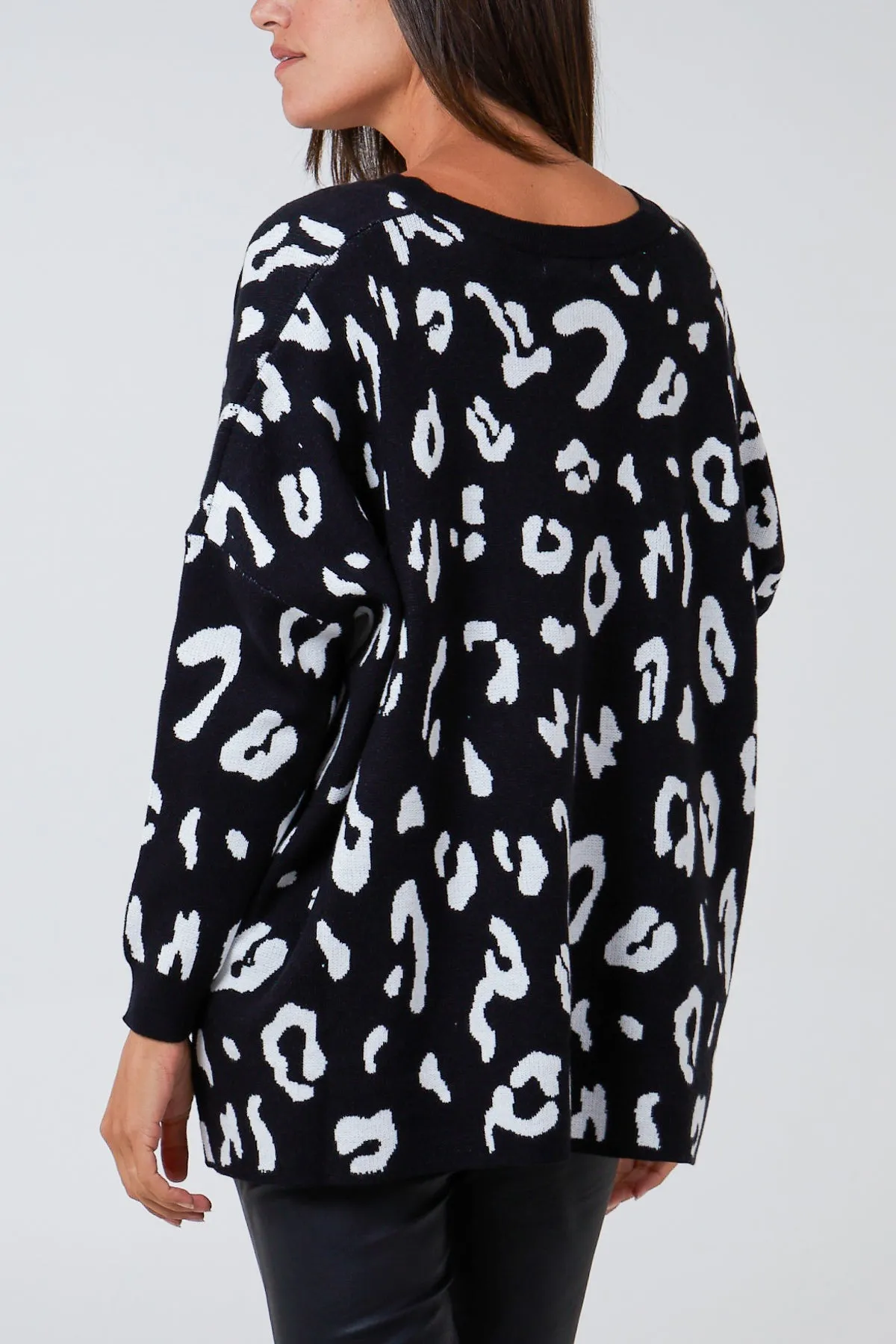 Amour Slogan V Neck Leopard Jumper sold by Blue Vanilla product image thumbnail 2