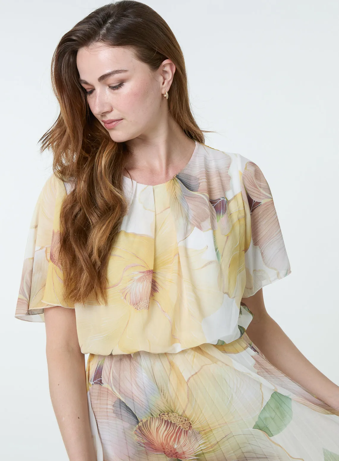 Floral Scoop Neck Flutter Sleeve Pleat Dress sold by Blue Vanilla product image thumbnail 2