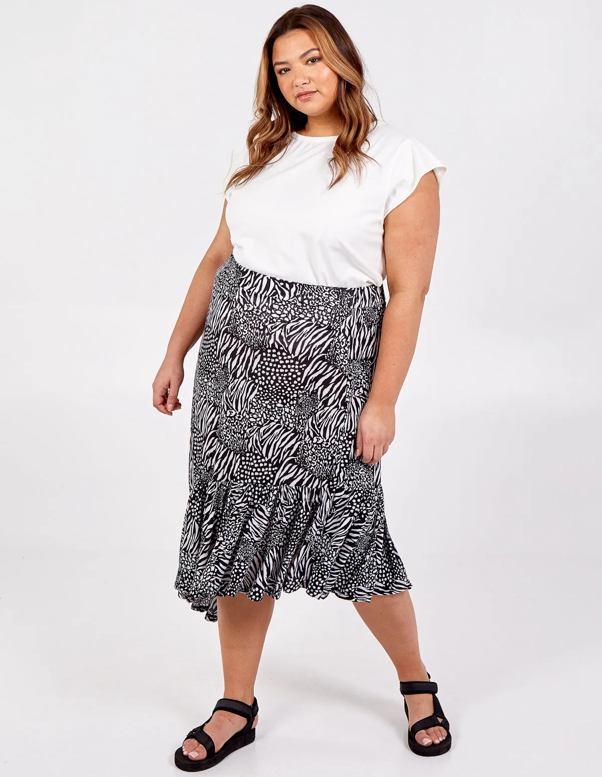 Curve Asymmetric Hem Tiered Midi Skirt sold by Blue Vanilla product image thumbnail 3