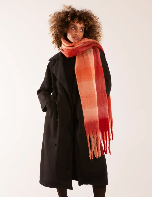 Checked Fluffy Scarf made by Blue Vanilla