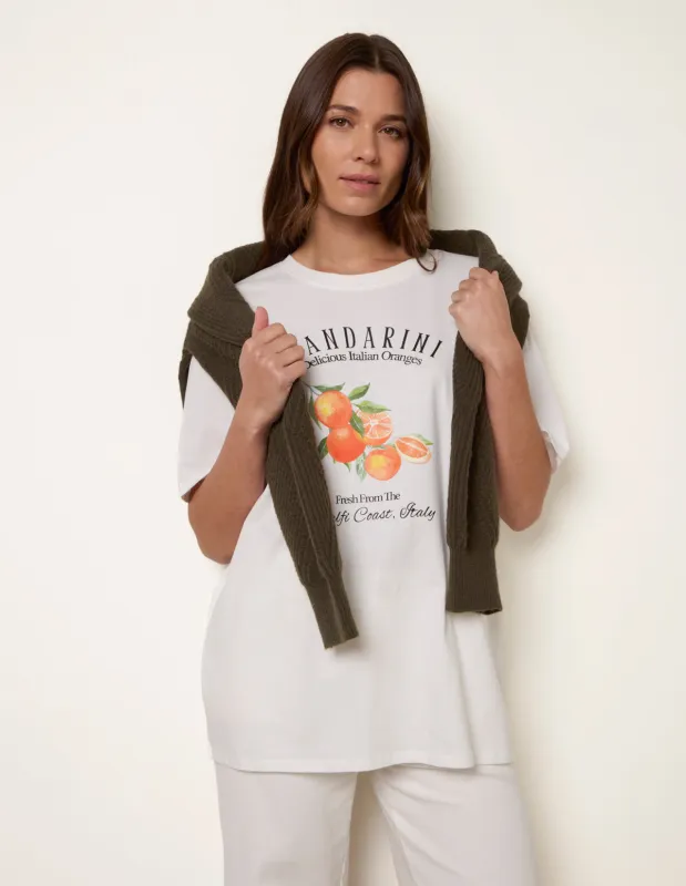 Mandarini Graphic Print Crew-Neck T-shirt made by Blue Vanilla