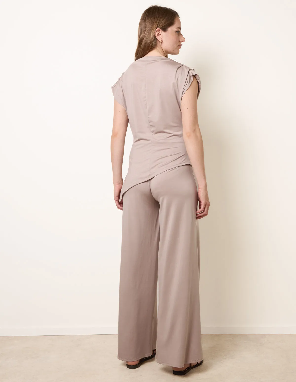 Soft Jersey Asymmetric Hem Set sold by Blue Vanilla product image thumbnail 5