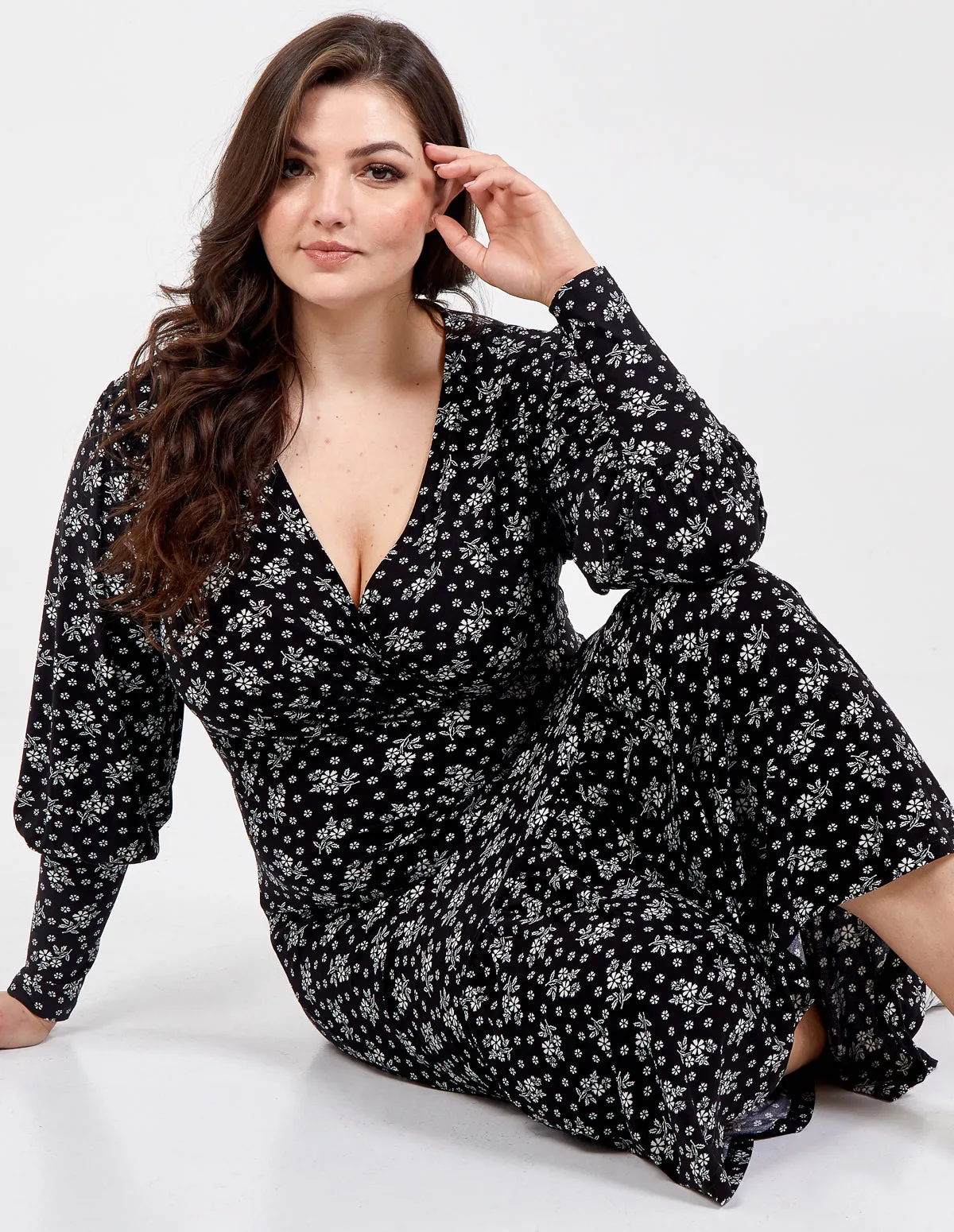 Curve V Neck Long Sleeve Smock Midi Dress sold by Blue Vanilla product image thumbnail 2