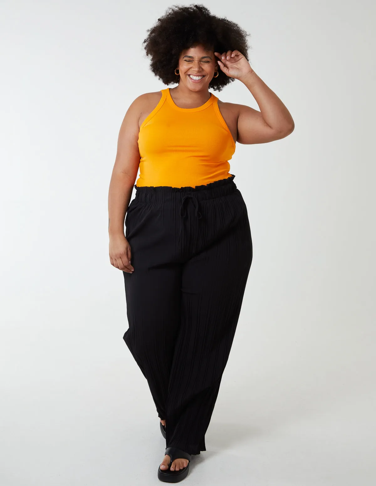 Curve Plain Elasticated Waist Plisse Culotte sold by Blue Vanilla