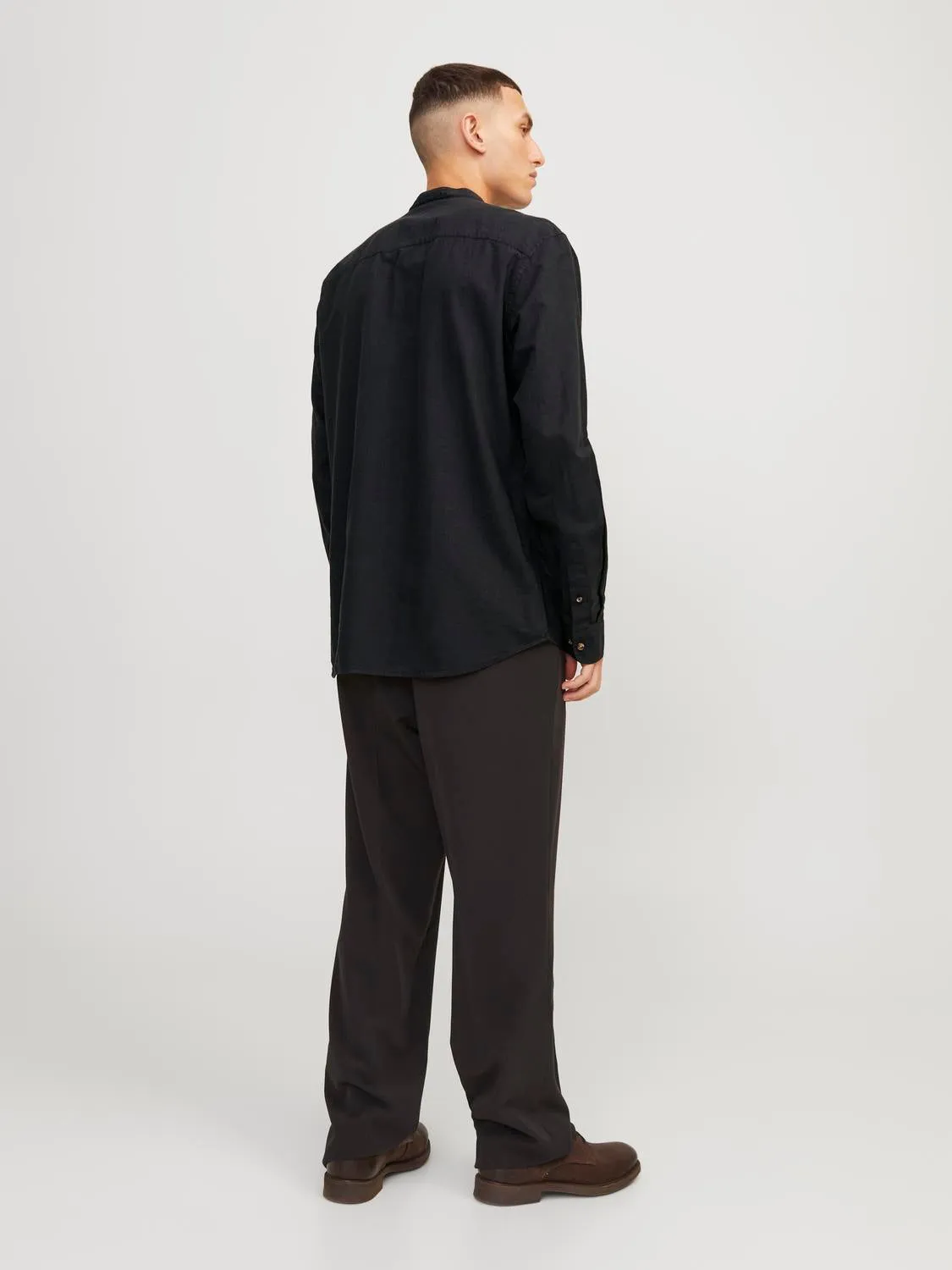 Summer lin skjorte - black sold by Brando product image thumbnail 3