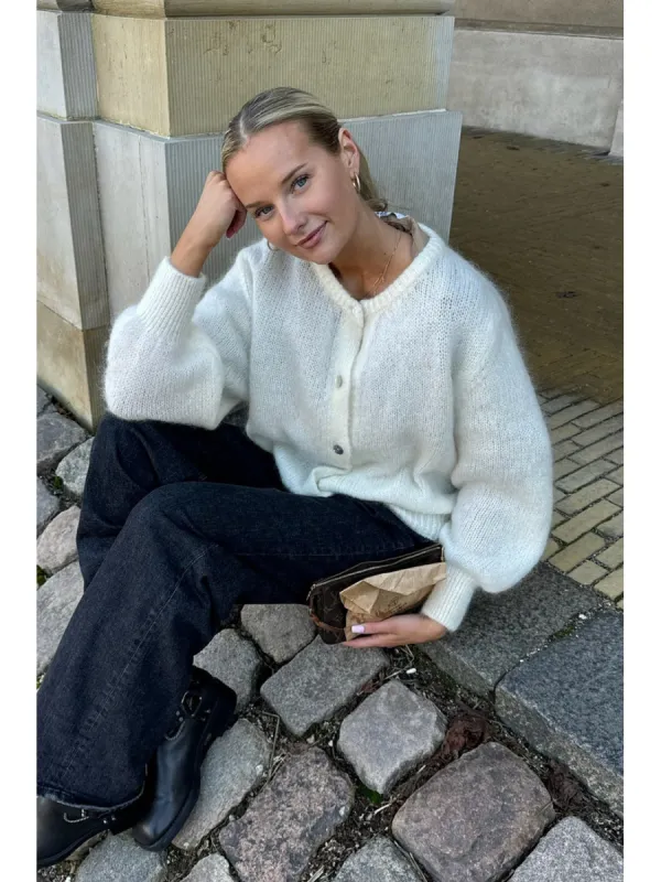 Ida cardigan - white sold by Brando