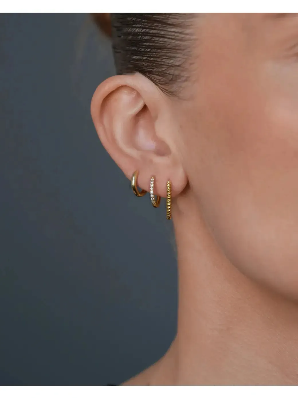 Classic Hoops Small - 18 Karat Forgylt sold by Brando product image thumbnail 4