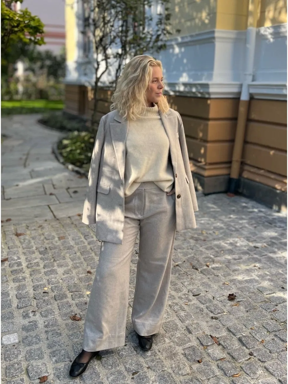 Vivian Bukse - Sand sold by Brando product image thumbnail 2