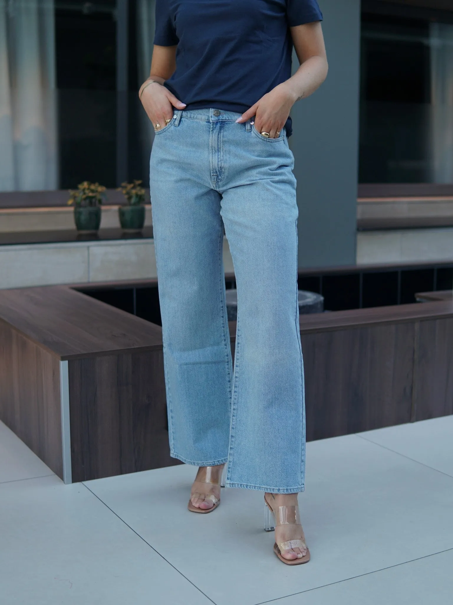 Mia straight jeans wash - varadero sold by Brando product image thumbnail 2