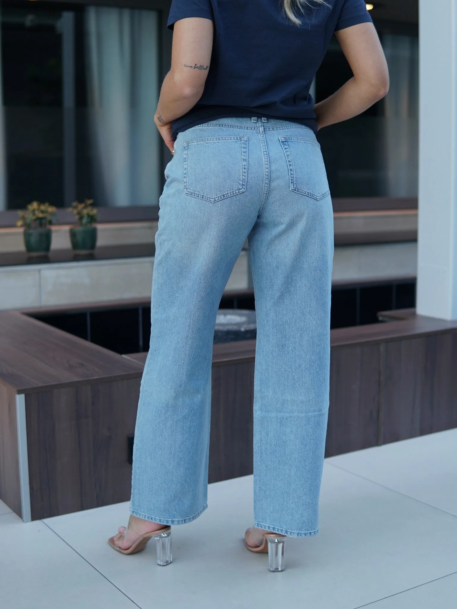 Mia straight jeans wash - varadero sold by Brando product image thumbnail 4