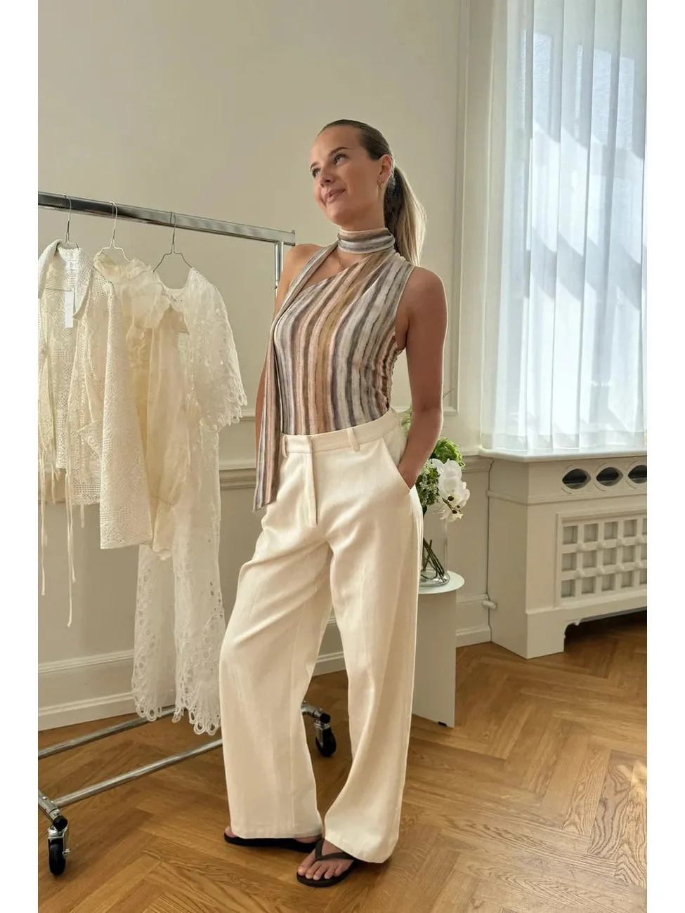 Ellie topp - orange multi print sold by Brando product image thumbnail 5