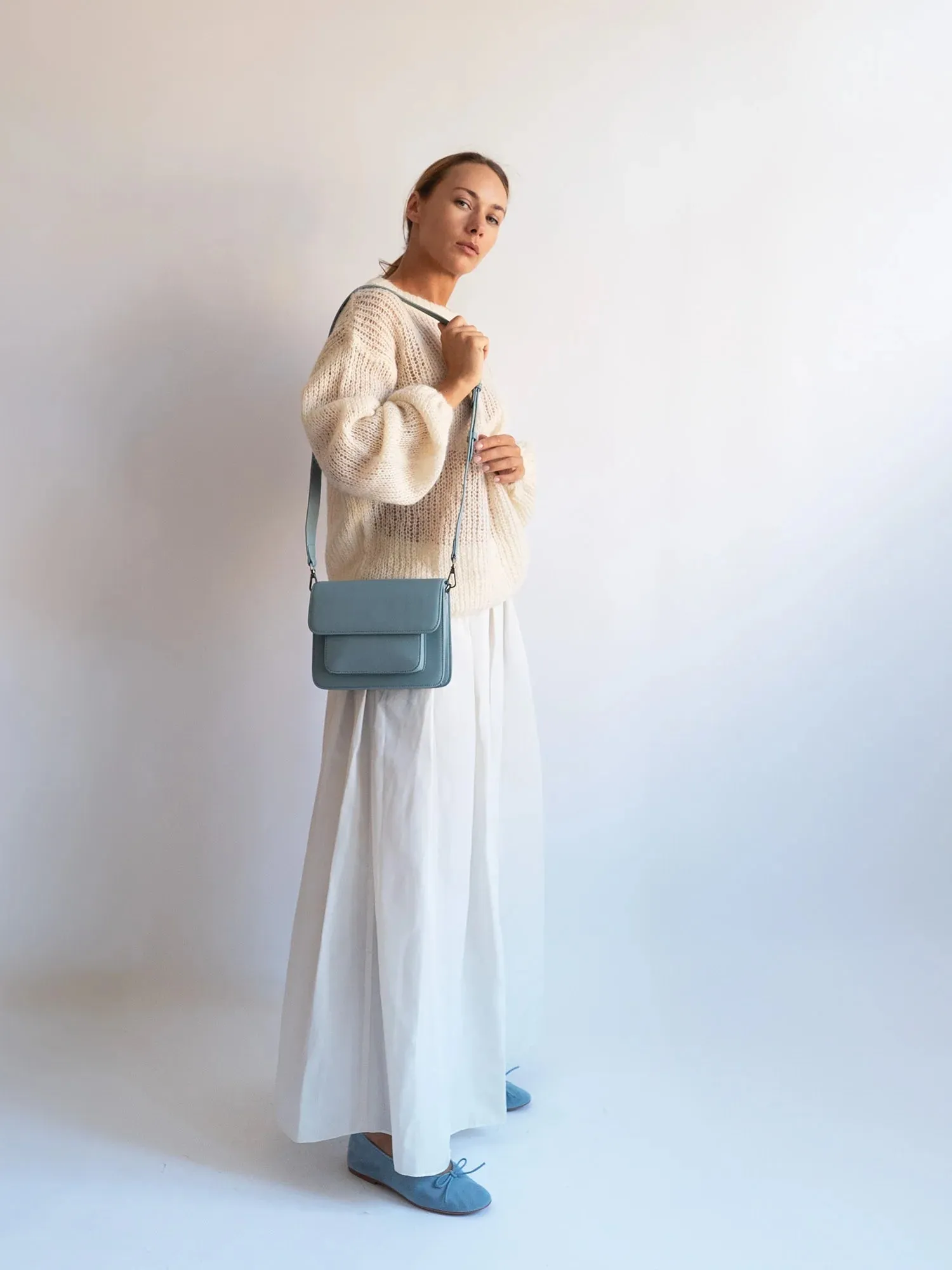 Cayman pocket soft structure - Stone sold by Brando product image thumbnail 3