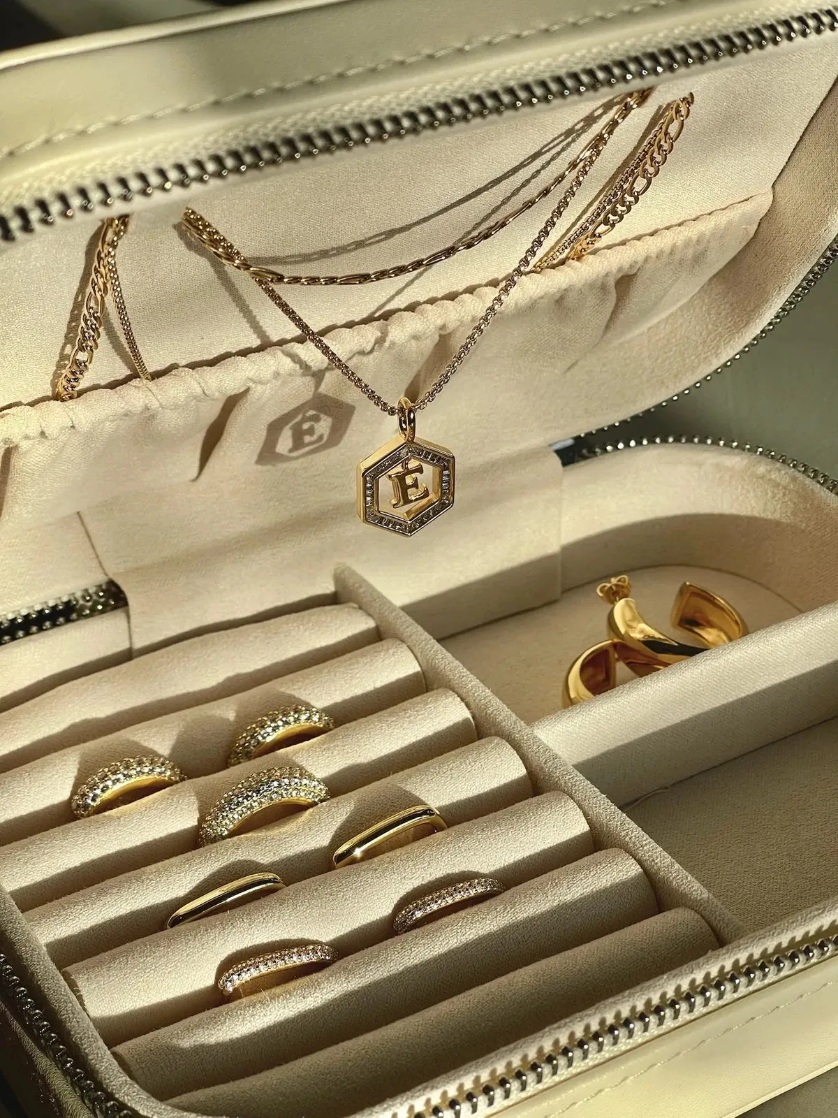 Smykkeskrin - cream sold by Brando product image thumbnail 5