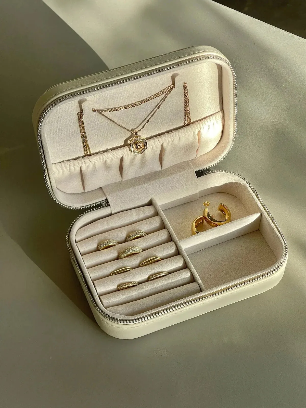 Smykkeskrin - cream sold by Brando product image thumbnail 4