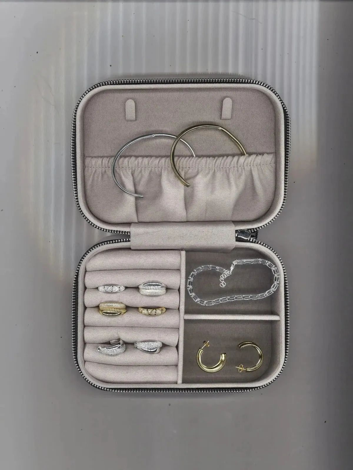 Smykkeskrin - black sold by Brando product image thumbnail 5