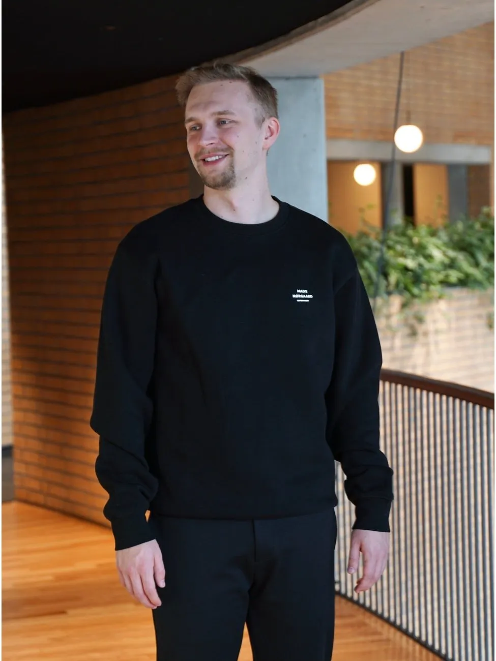 Standard crew logo genser - black sold by Brando product image thumbnail 2