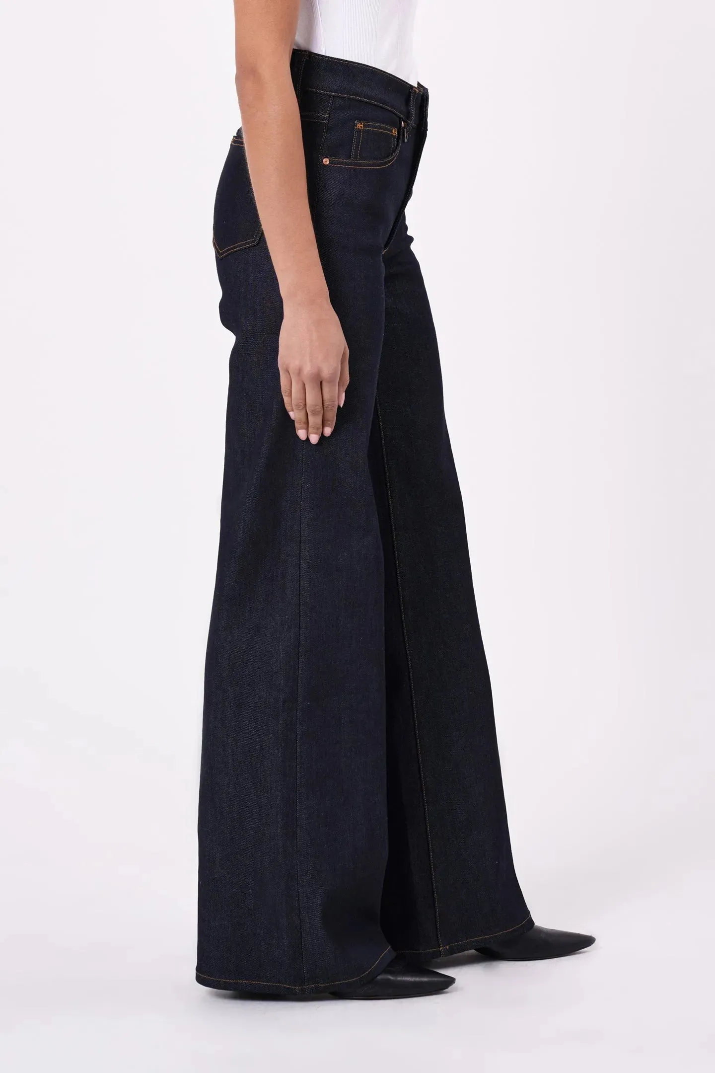 Eva Wide Jeans - Resonate sold by Brando product image thumbnail 3