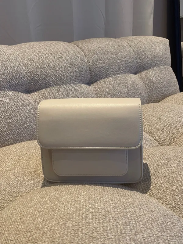 Cayman pocket soft structure - bone white sold by Brando