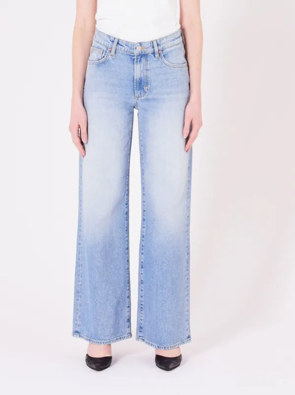 Eva wide jeans - miragelight vintage indigo sold by Brando