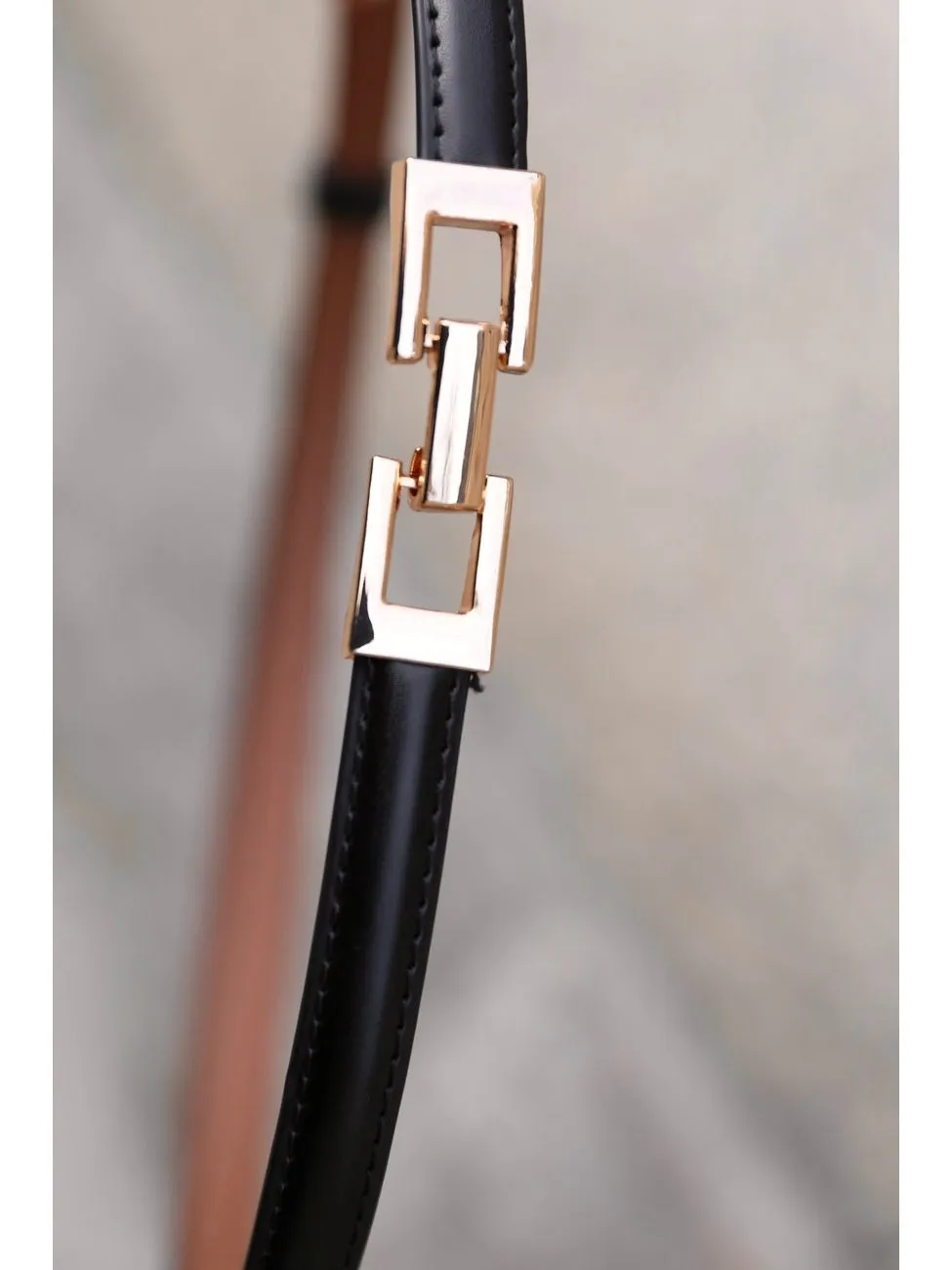 Belte m/justerbar spenne - sort sold by Brando product image thumbnail 2