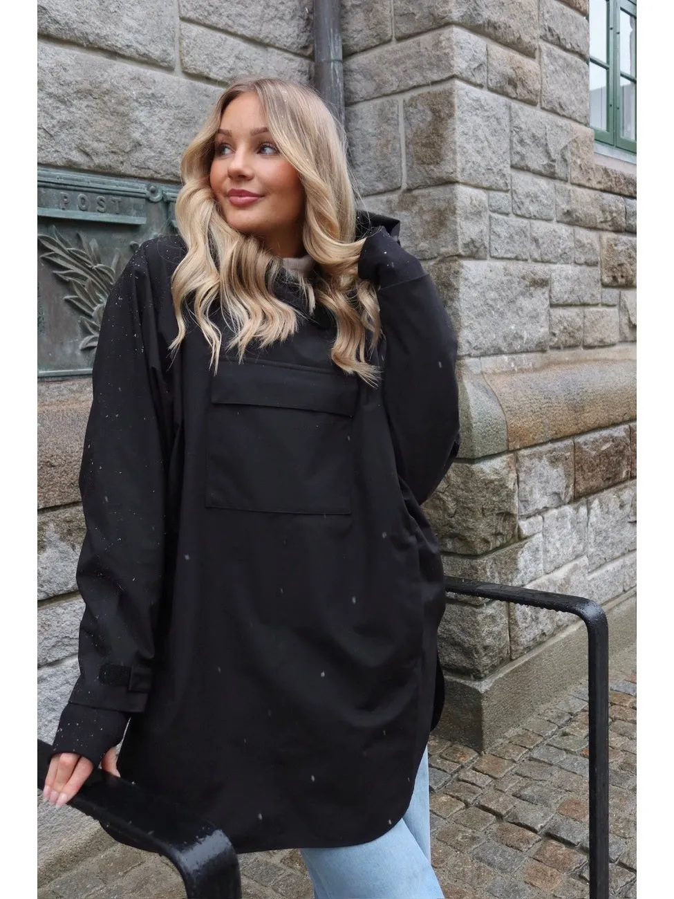 Lilly regn poncho - black sold by Brando product image thumbnail 3