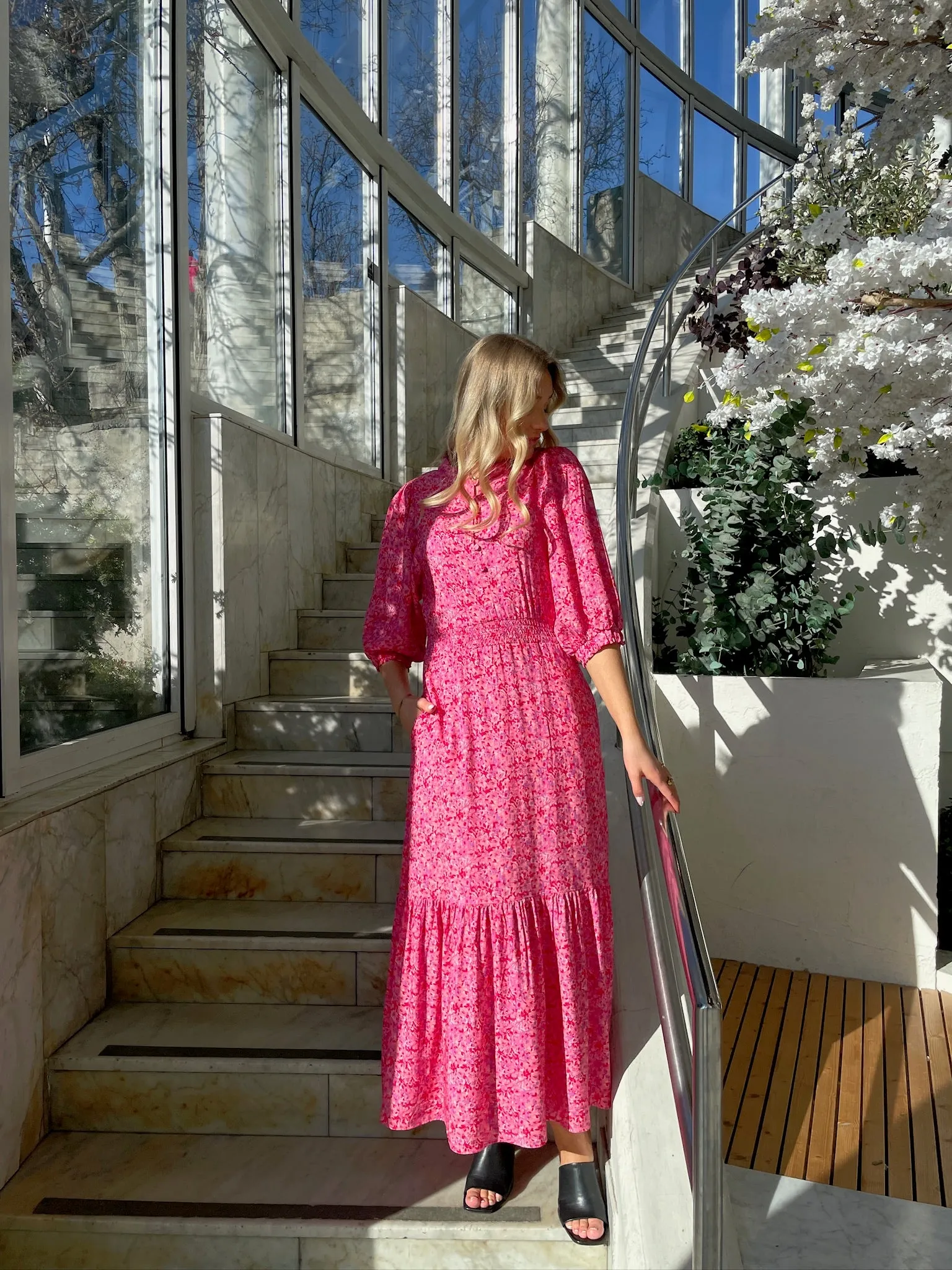 Caroline Maxi Kjole - Pink dolphin sold by Brando