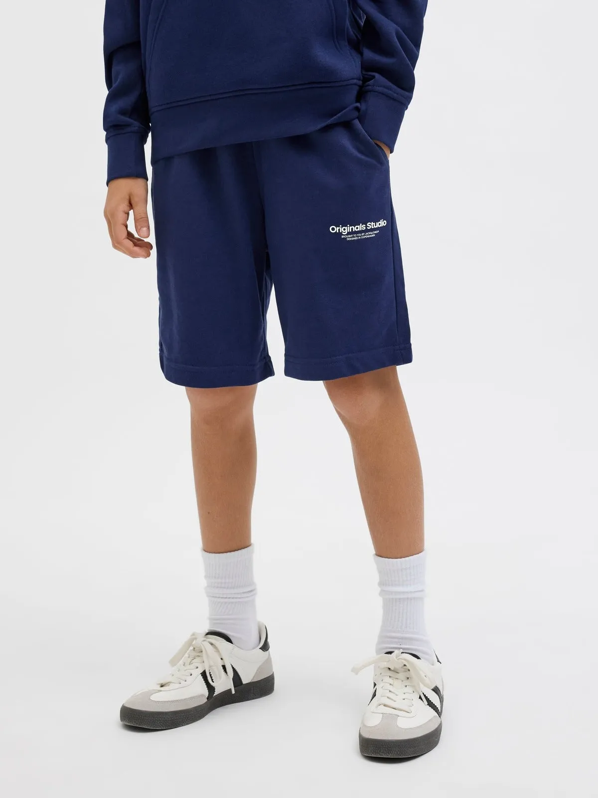VESTERBRO SWEAT SHORTS - OCEAN CAVERN sold by Brando product image thumbnail 2