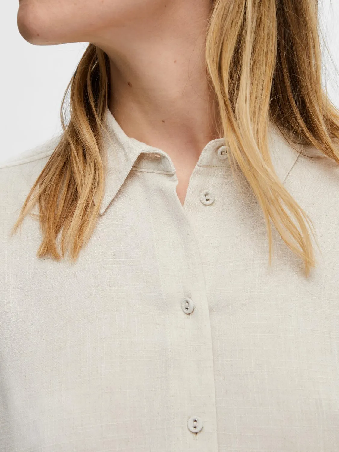 Viva cropped skjorte - sandshell sold by Brando product image thumbnail 3