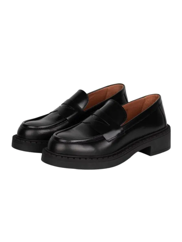 Nayeli loafers - black sold by Brando