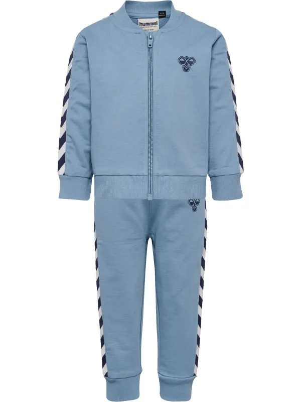 MINI CHEVRON SETT - Faded Denim sold by Brando