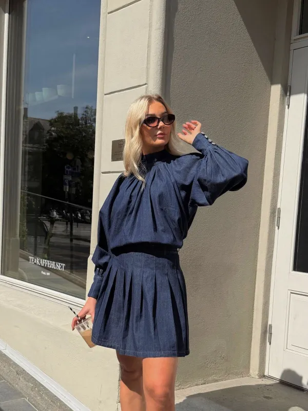 Lina denim bluse - blue denim sold by Brando