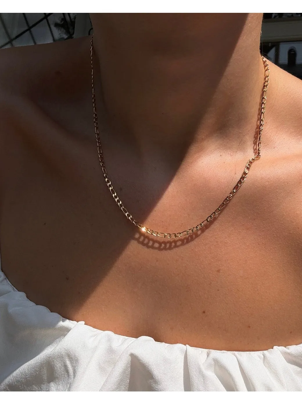 Delicate chain - gold sold by Brando product image thumbnail 3