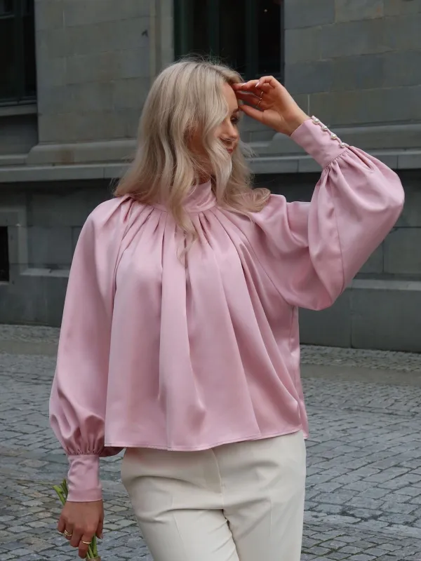 Lina bluse - light pink sold by Brando