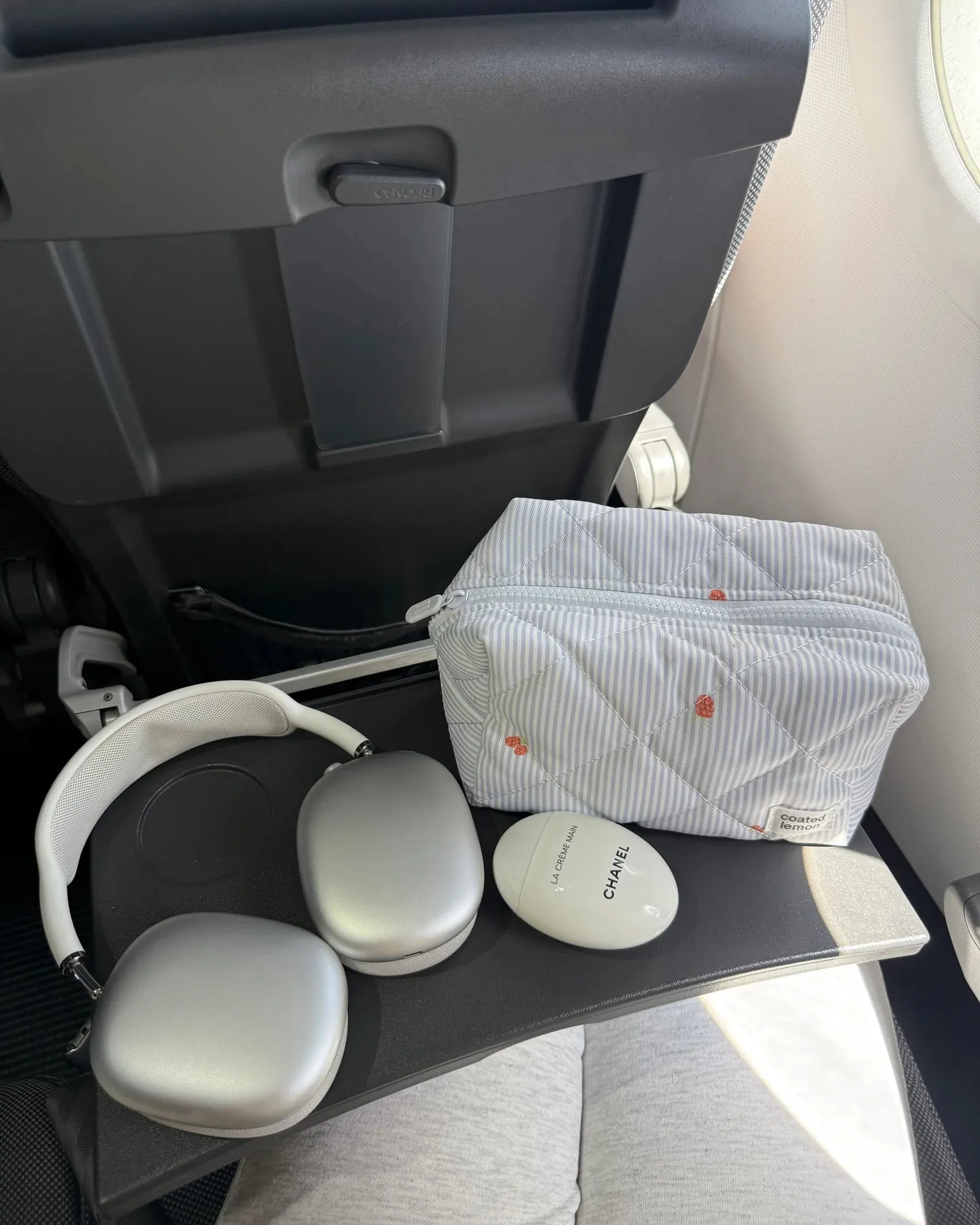 Blå Stripete Toalettmappe - Medium sold by Brando product image thumbnail 2