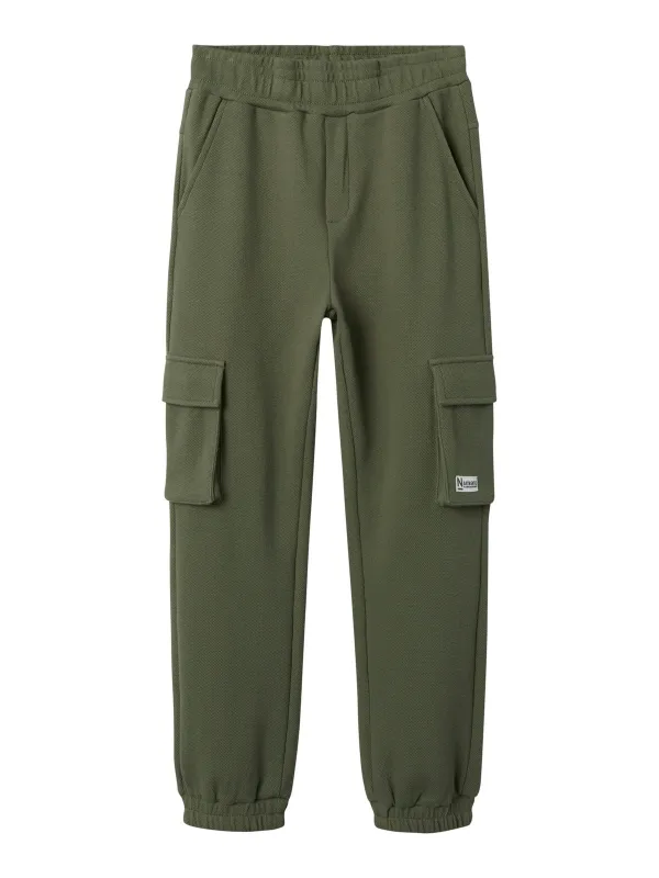 PSAVASE LOOSE Joggebukse - Deep Lichen Green made by Brando