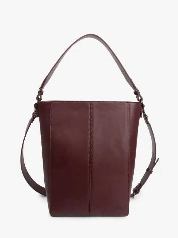 Casset soft structure veske - midnight plum sold by Brando