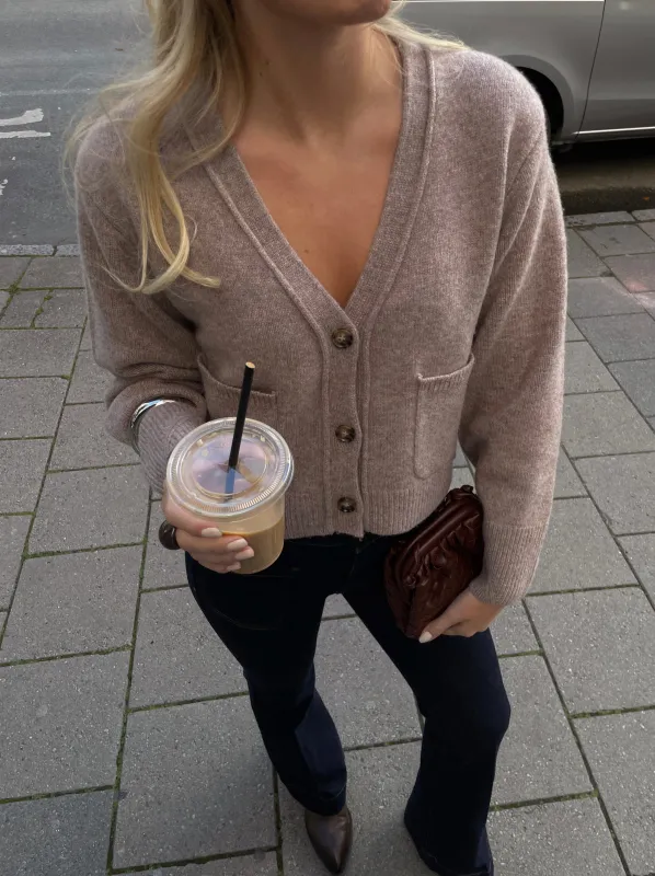 Gilet galiega cardigan - beige sold by Brando