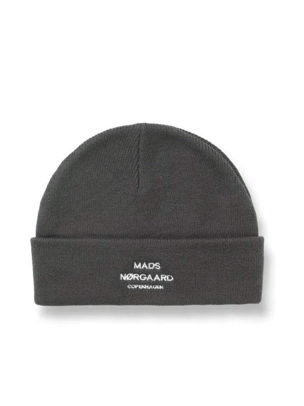 Isak ambas logo beanie - asphalt sold by Brando