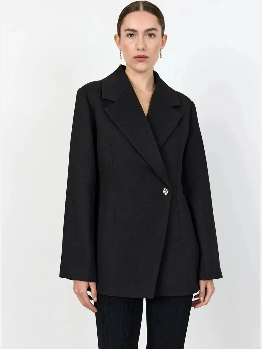 Ollie 1 - black sold by Brando