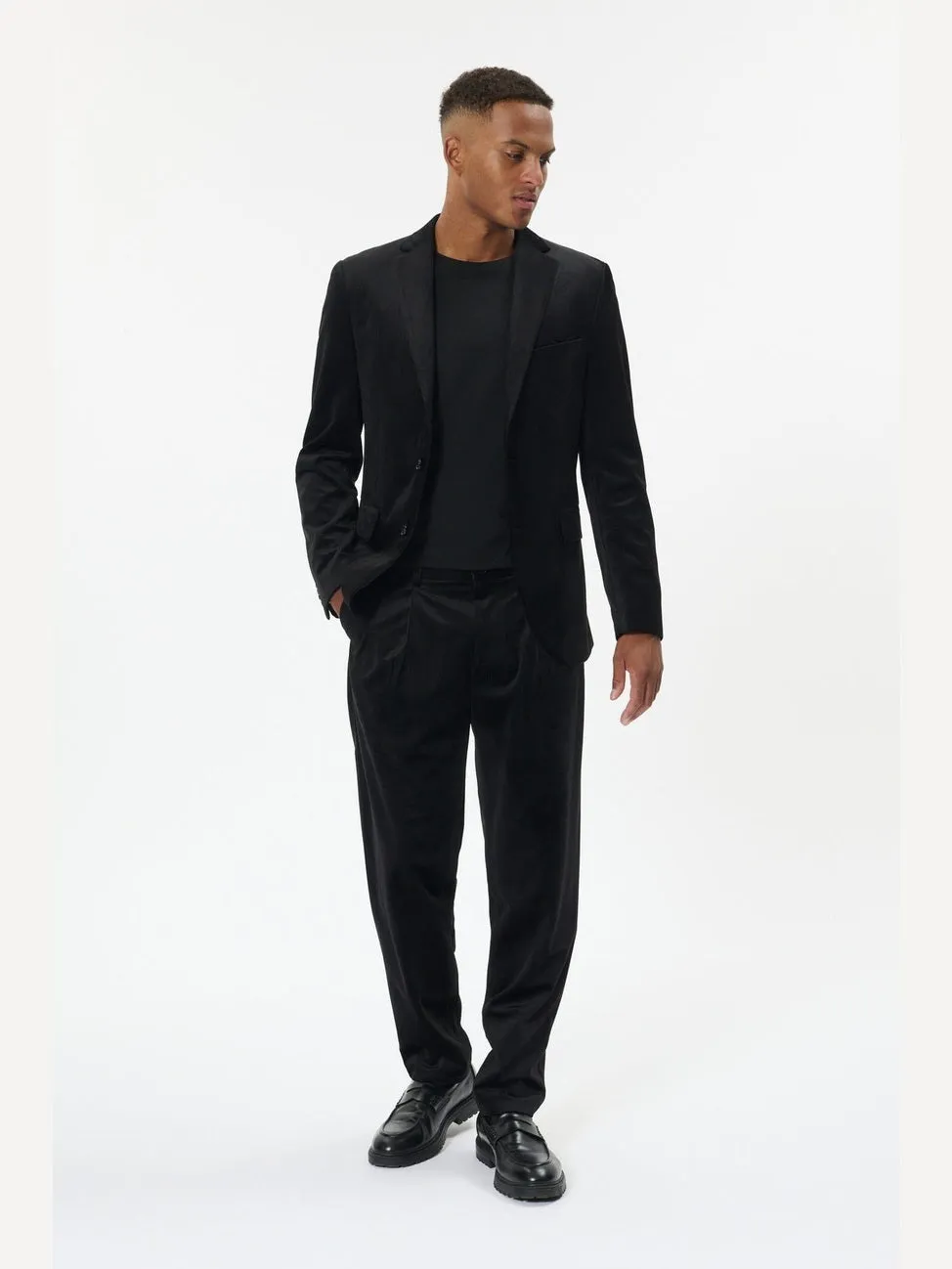 George velour blazer - black sold by Brando product image thumbnail 3