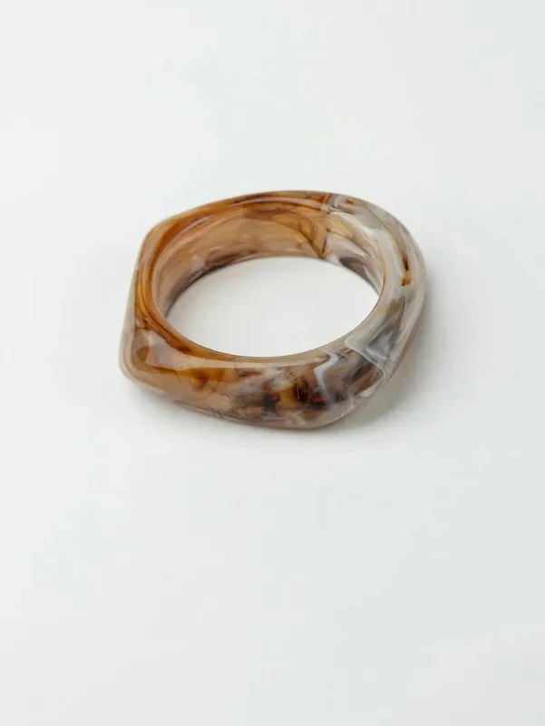 Big square armbånd - light brown sold by Brando