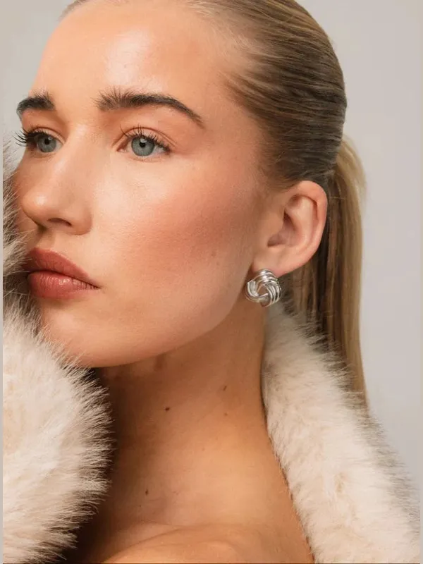 Knot earrings - silver sold by Brando