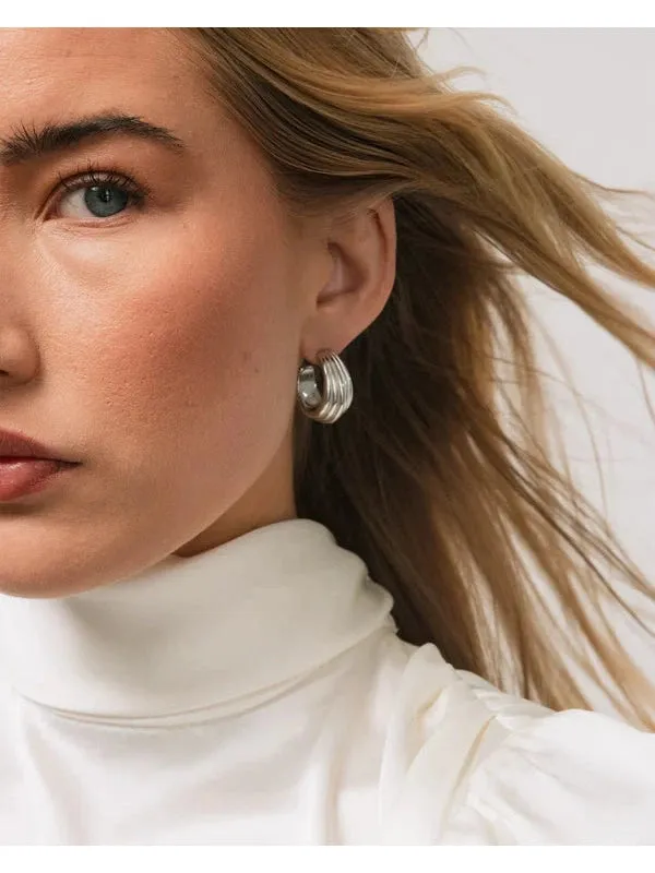 Ribbed hoops - silver sold by Brando product image thumbnail 4