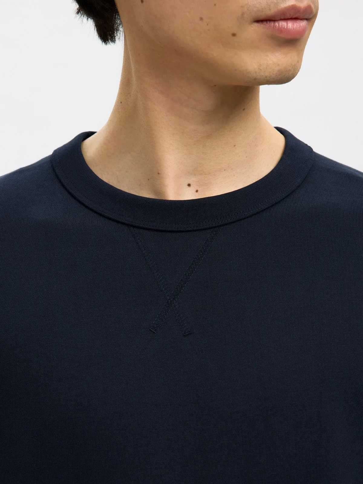 Relaxluke sweat crew neck - dark sapphire sold by Brando product image thumbnail 4